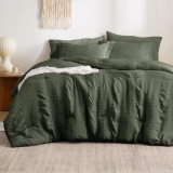 Elevate Your Sleep Experience with the Bedsure Queen Comforter Set